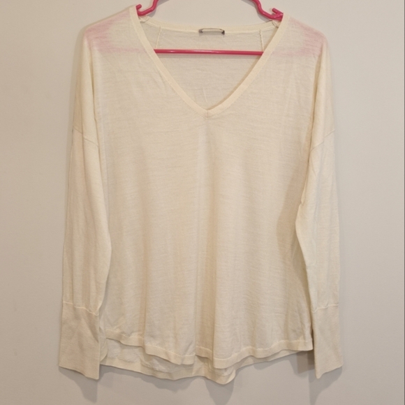 HEMISPHERE Sz Large 100% Wool Pale Yellow Women's V-Neck Sheer Top Sweater - Picture 2 of 9
